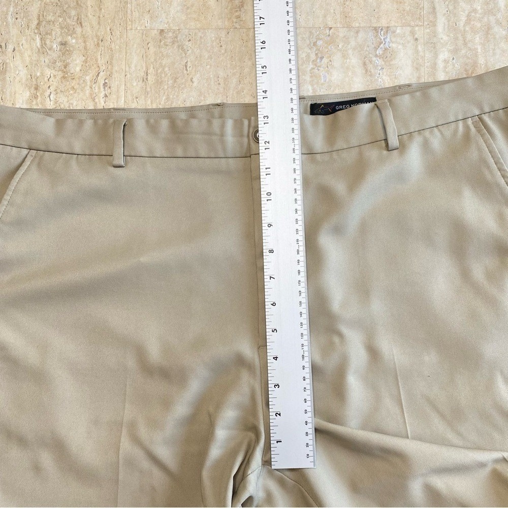 Greg Norman Golf Shorts Men 42 Khaki Tan Bundle Performance Flat‎ Front 2 Pack - Picture 6 of 13